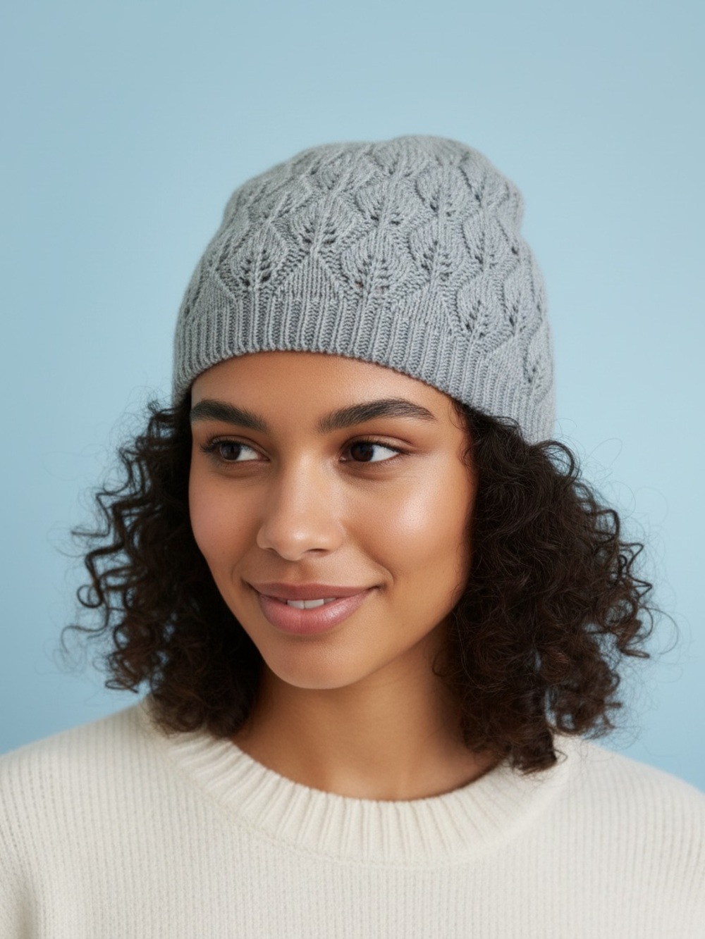 Knit Cable Beanie - Light blue